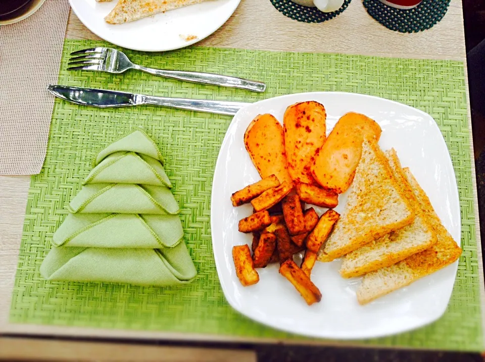 Snapdishの料理写真:Tofu mit Luncheon Chicken und Brot# ordinaryspecialDay|Nad Ocnauhcepさん