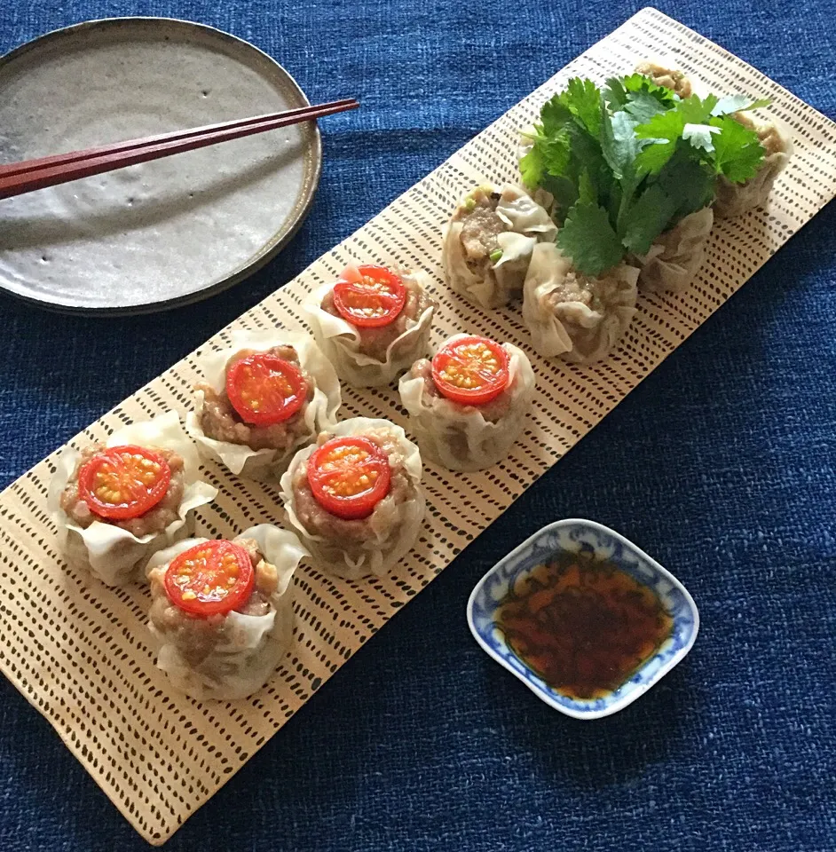 トマトとパクチーの2色シュウマイ|オレンジページさん