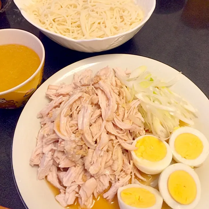 台湾風蒸し鶏 & 塩ダレ温麺|ぺろたんさん