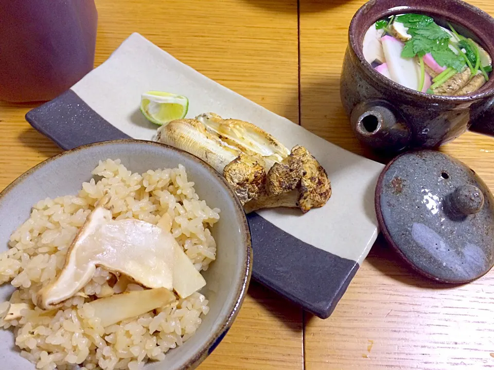 松茸ご飯・焼き松茸・土瓶蒸し(^｡^)|ごうさん