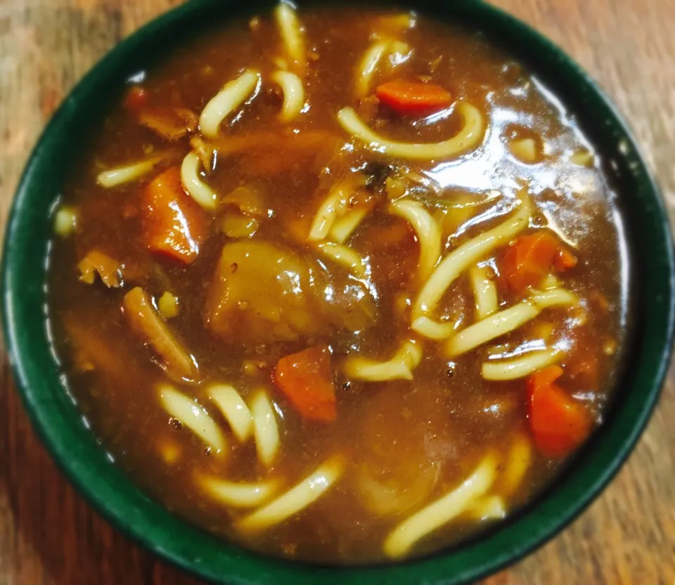 Snapdishの料理写真:圧力鍋で煮込んだカレーをリメイク！🍲カレーうどん🍲|satoemiさん