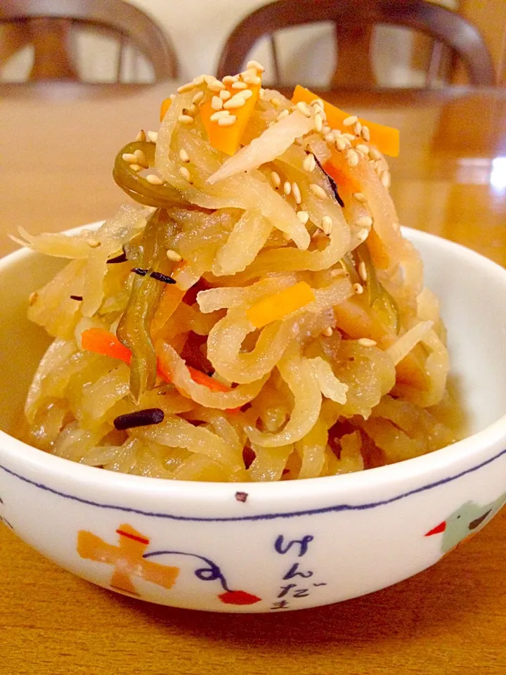 切り干し大根の煮物🎵茎わかめ入りでシャキシャキ✨|まいりさん