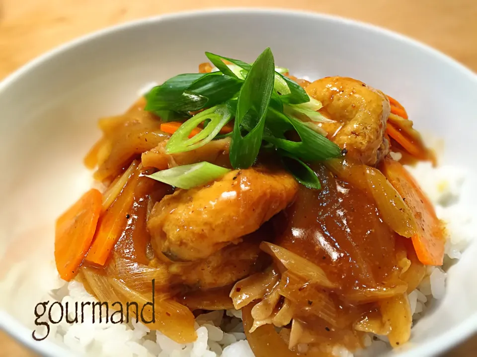 がんもの炊いたんリメイク ▶️ 和風あんかけカレー丼♪|プーティさん