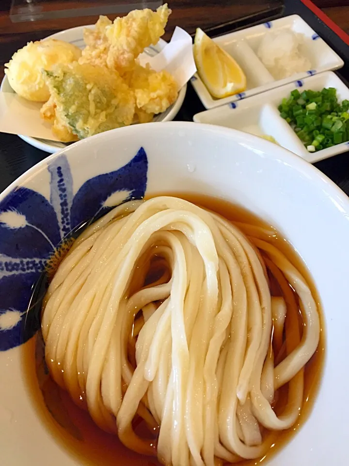 ちく玉ぶっかけうどん（冷）@手打饂飩 寿庵（本郷町）|Kazuya Miyukiさん