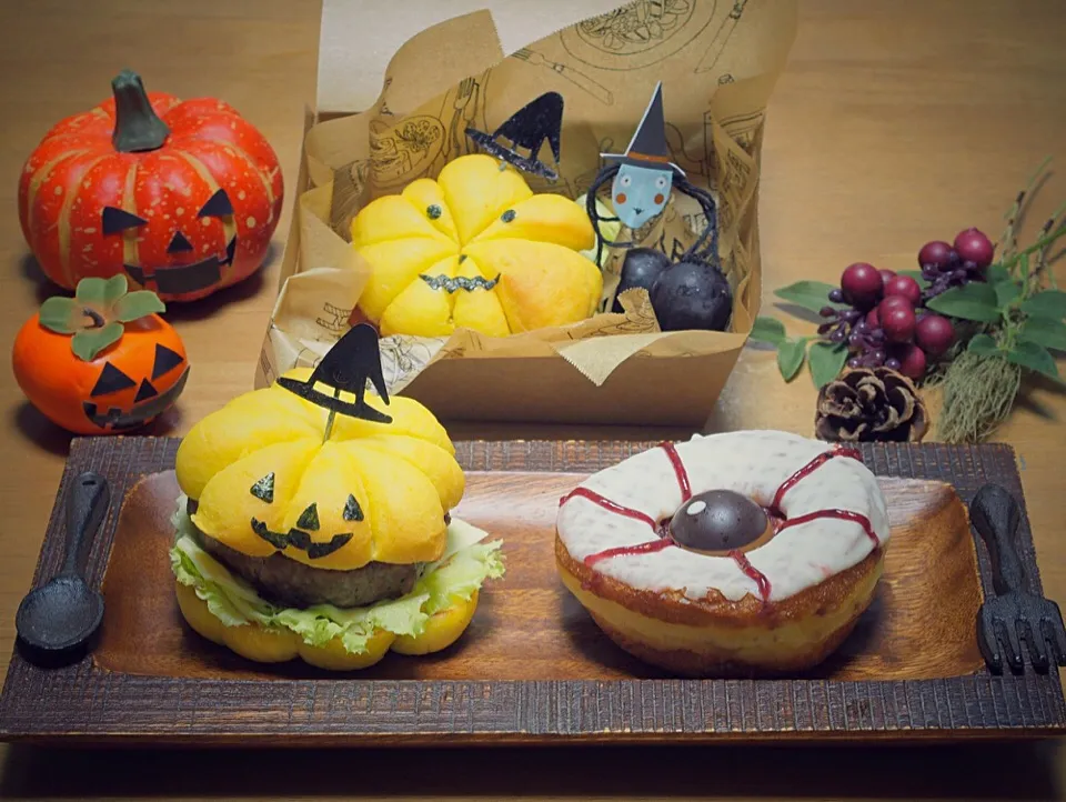 かぼちゃパンde
ジャック・オ・ランタンの
ハンバーガー🎃|okanさん