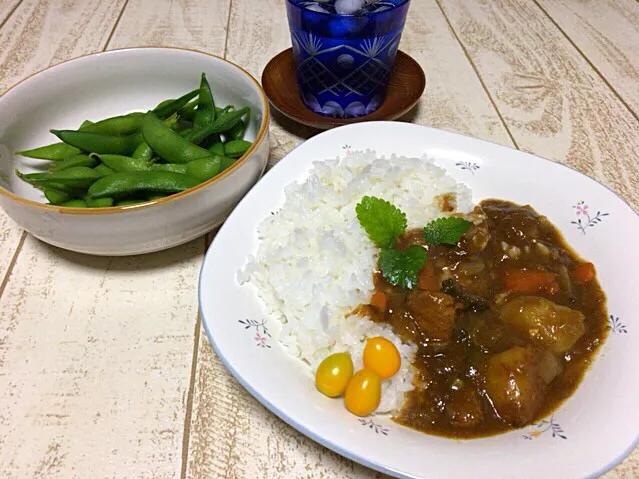 今日の男飯(⌒-⌒; )超手抜き(〃ω〃)たっぷり煮込みゴーヤカレーwithミニトマトand枝豆♫|ひーちゃんさん