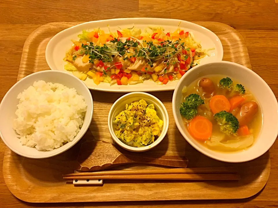 おかずサラダとポトフなご飯|Rohaさん