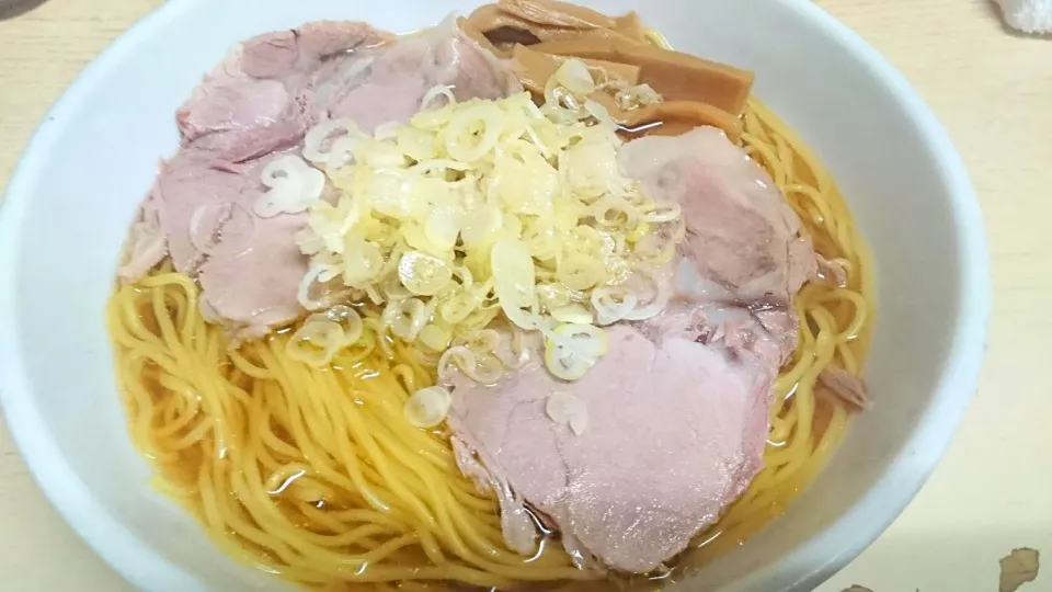 Snapdishの料理写真:元祖一条流がんこ 西早稲田店 の 正油ラーメンあっさり＋大盛(14時まで無料) ＠高田馬場、西早稲田、面影橋16103|大脇さん