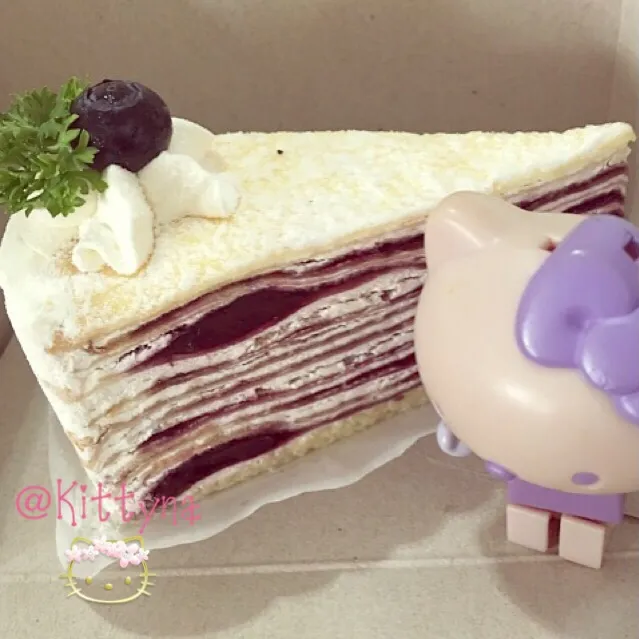 🍒Blackberry crepe cake milk layer💜|🎀Kittyna🌸さん