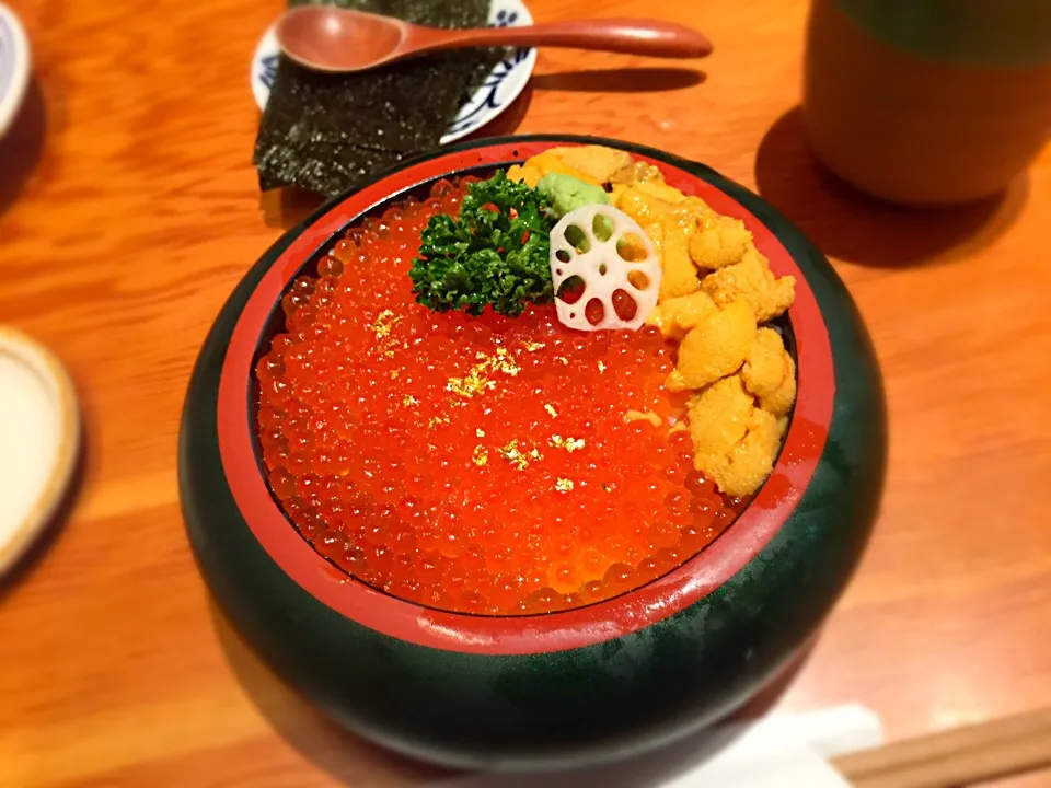 うにいくら丼|べるこさん