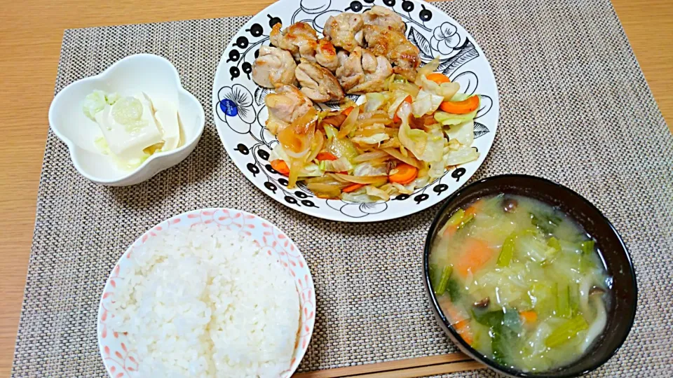 鶏もものソテー定食|meさん