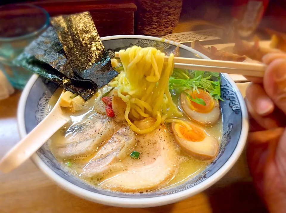 竹ノ塚  しおの風  
特選熟成塩ラーメン|Takeshi  Nagakiさん