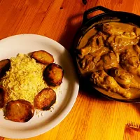 Snapdishの料理写真:Persian dinner night. Zereshk style pulao, and saffron chicken with turmeric.|Arpan Duttaさん