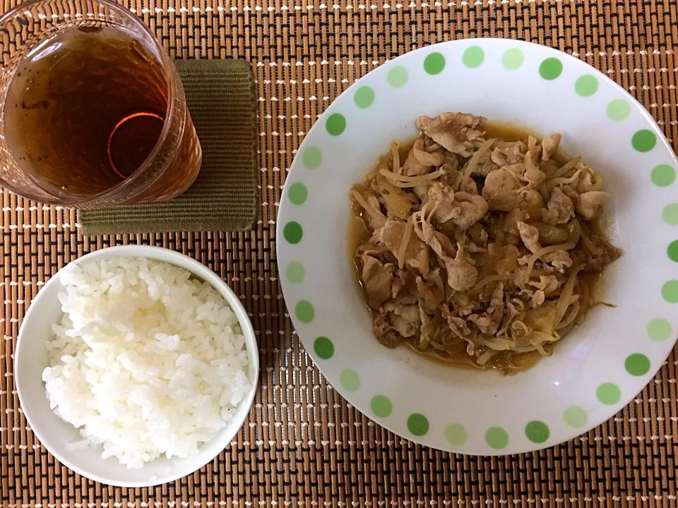 肉野菜炒めご飯|ばーさんさん