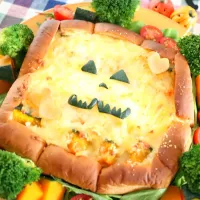 Snapdishの料理写真:パンでグラタン～ハロウィンver.～