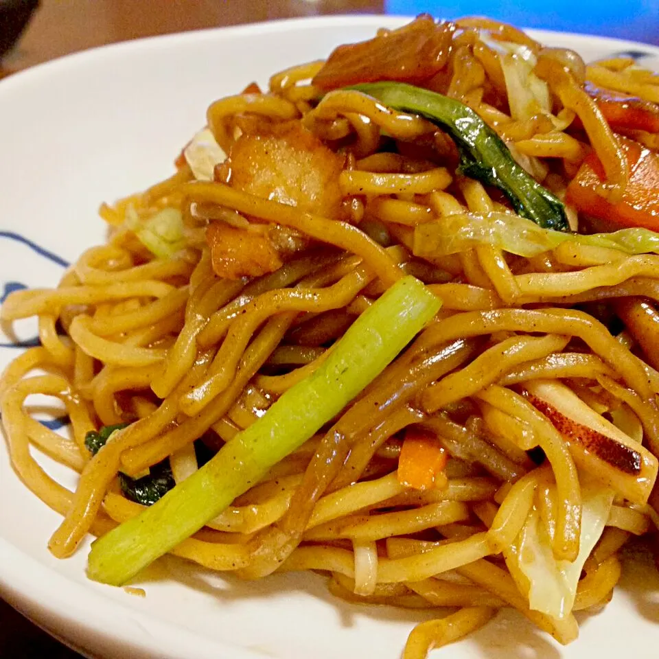 野菜だらけのオイスターソース焼きそば|ふりるさん