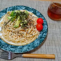 Snapdishの料理写真:明太子アボカドパスタ|meさん