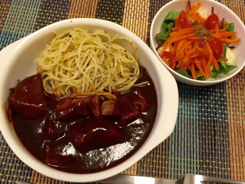 今日の夕飯は、ビーフシチューをパスタで。|sono.kさん