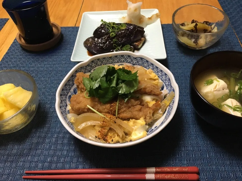 Snapdishの料理写真:大好きなえびフライを、丼にしてみました！|大福ママさん