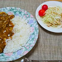 Snapdishの料理写真:定番のカレーライス|meさん