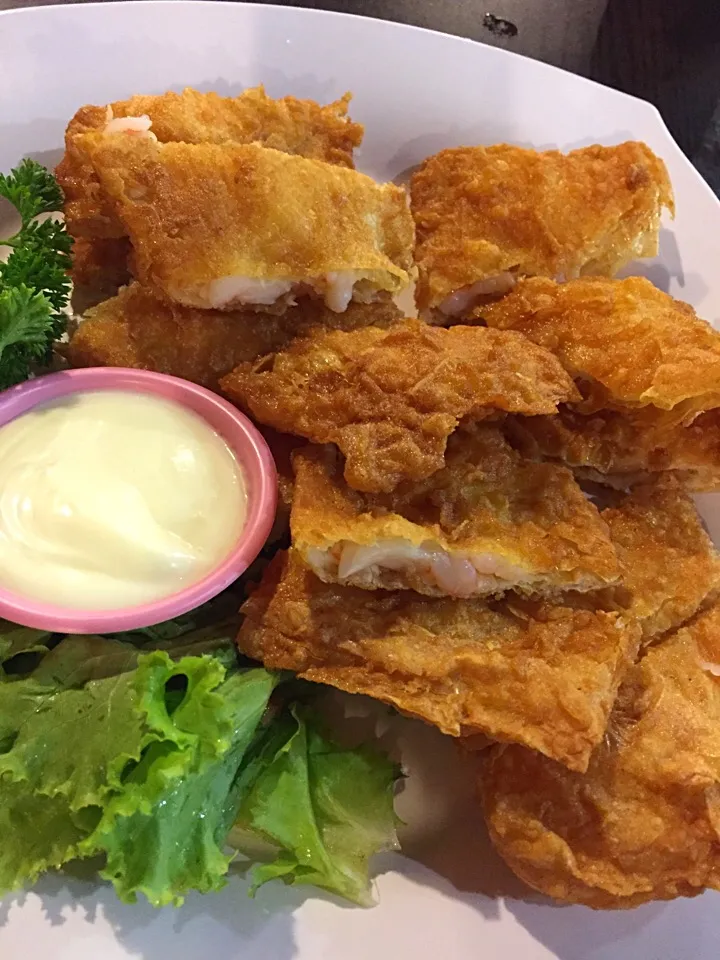 Back home, local delight. Fried bean curd with prawn|sarahさん