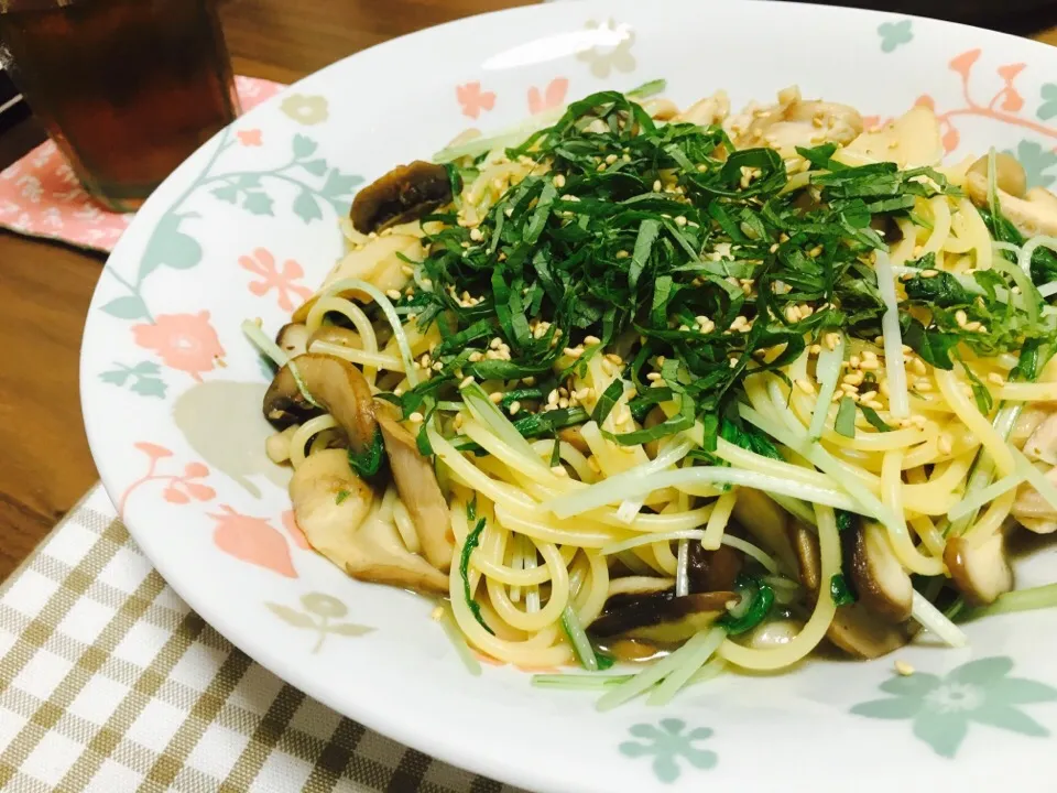 鶏といろいろきのこの和風パスタ|ぱむさん