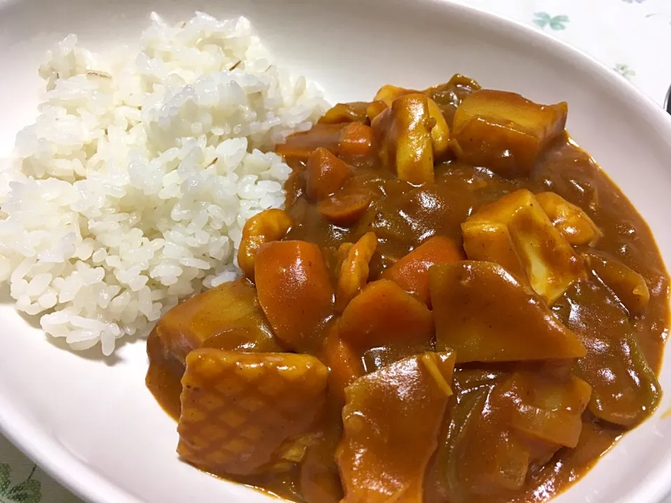 野菜ジュースで煮込んだシーフードカレー ピーマン入り|こいちさん