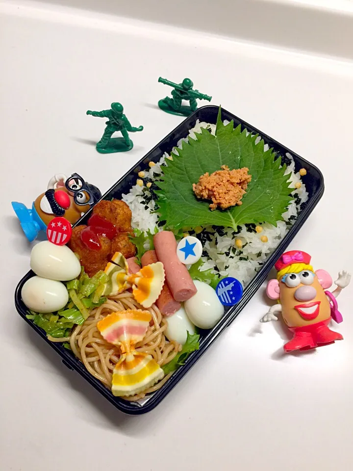 パパ弁当🍱|三姉妹のママさん