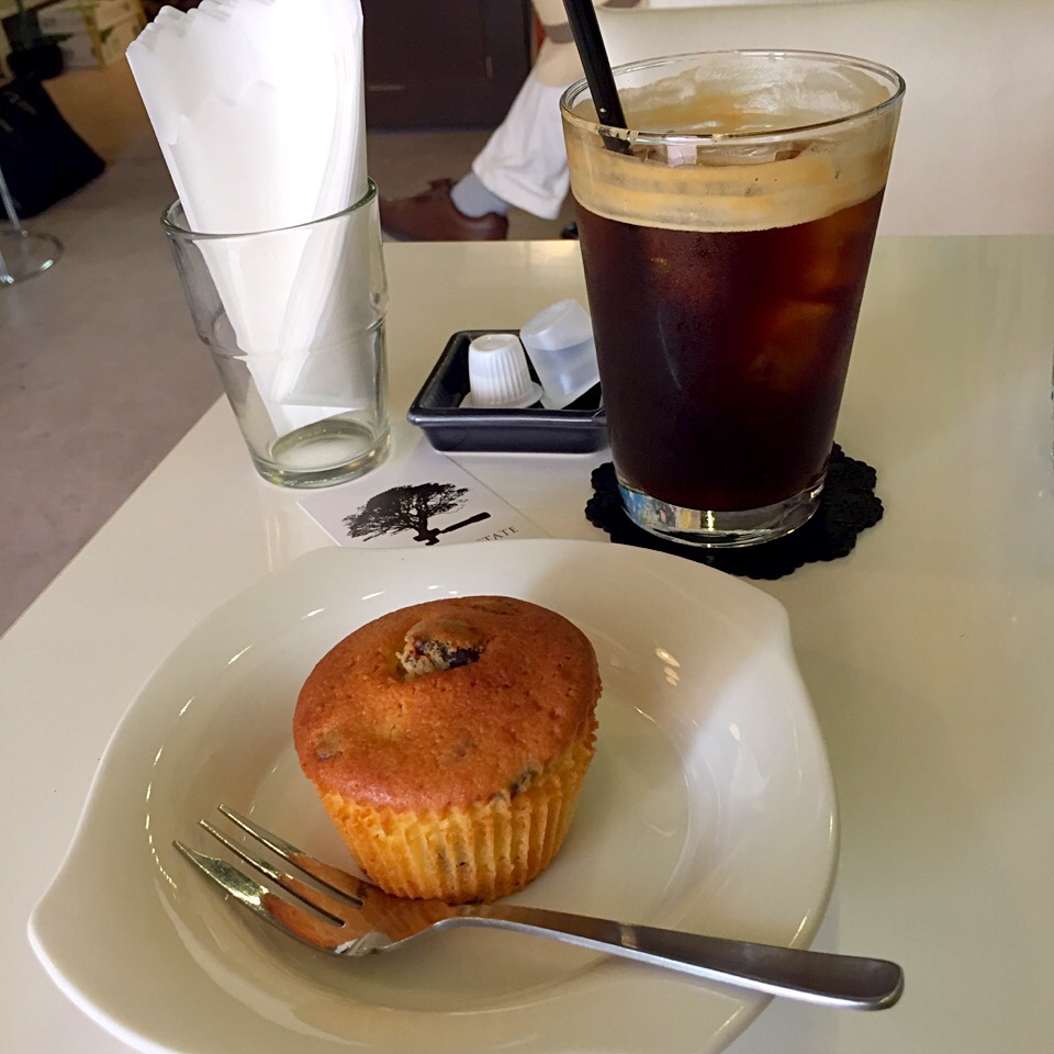 マフィンとコーヒー