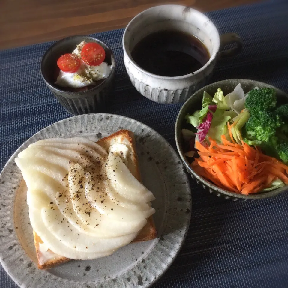 今日の朝ごはん|ぺんぎんさん