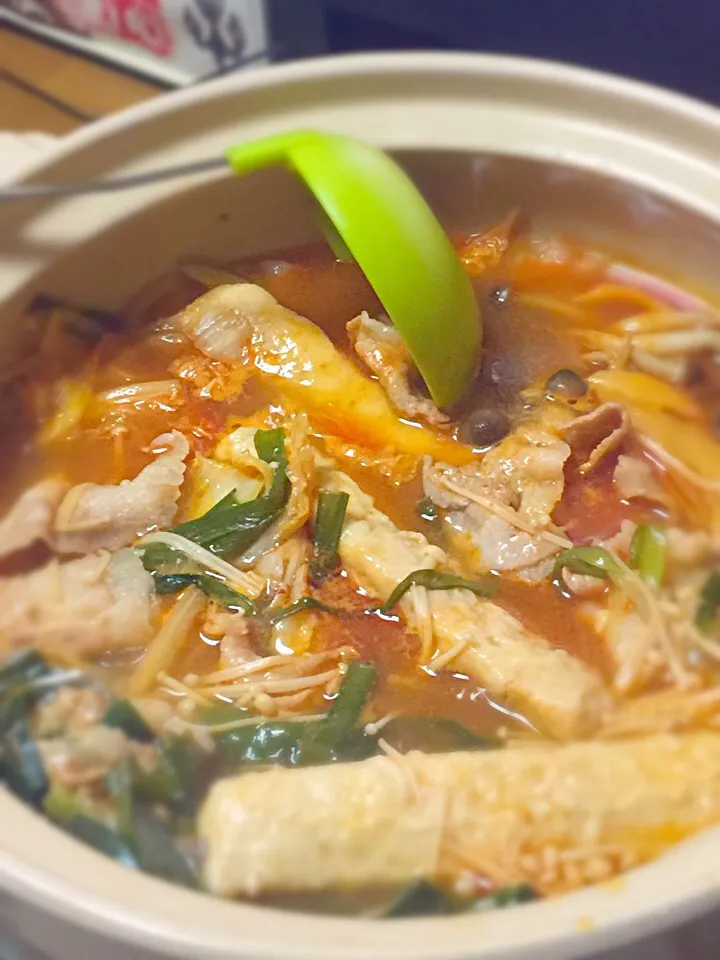 Snapdishの料理写真:Kimchi nabe|Mayra Manlapuz Katoさん