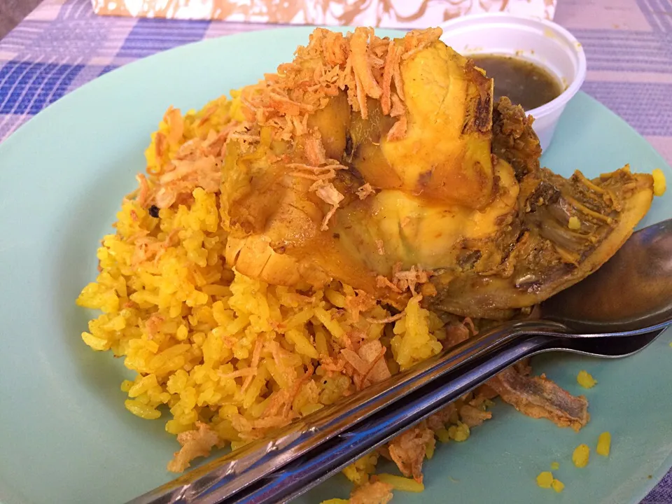 ข้าวหมกไก่ カーオ・モック・ガイ 鶏カレービラフ@แผงลอยที่กรุงเทพฯ バンコクの屋台|akiさん