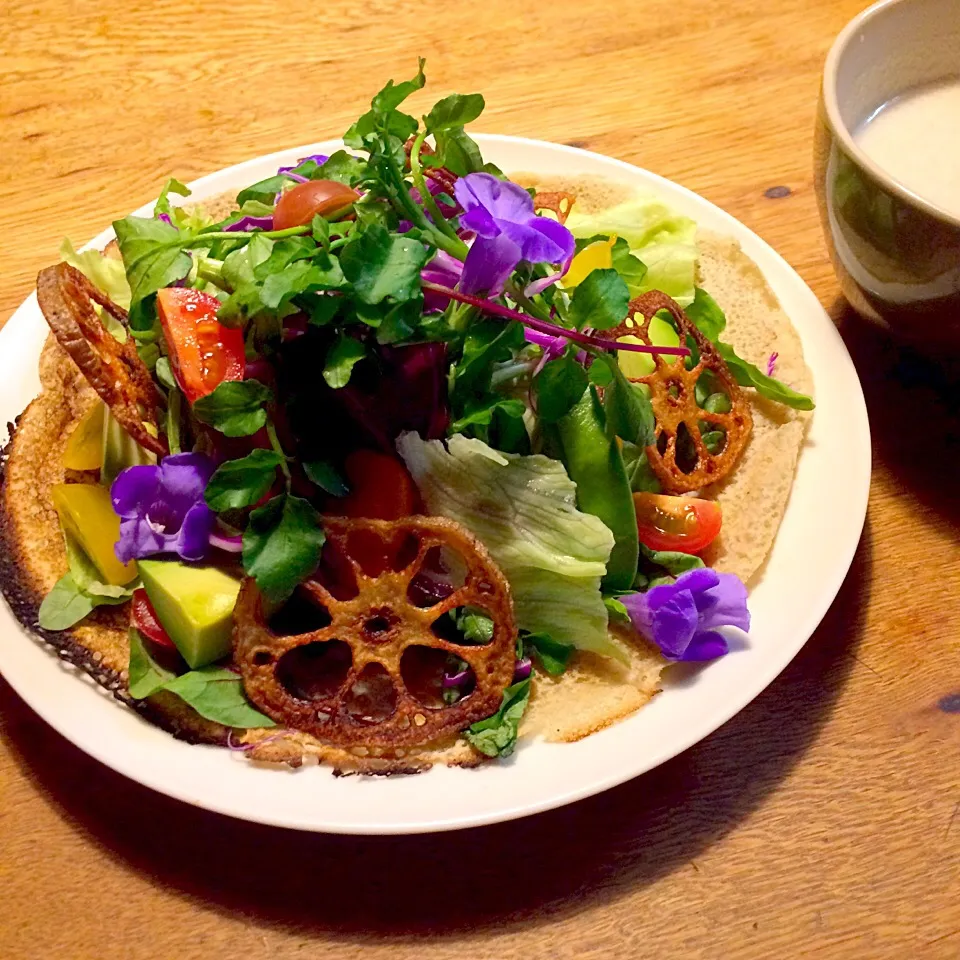 vegan グルテンフリー シュガーフリー
蕎麦粉のガレット
ごぼうと生姜の豆乳ポタージュ|makiko_aさん