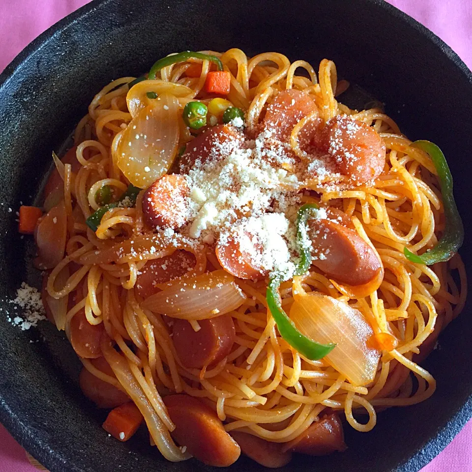 Snapdishの料理写真:昔ながらのナポリタン🍝|ロコタンさん