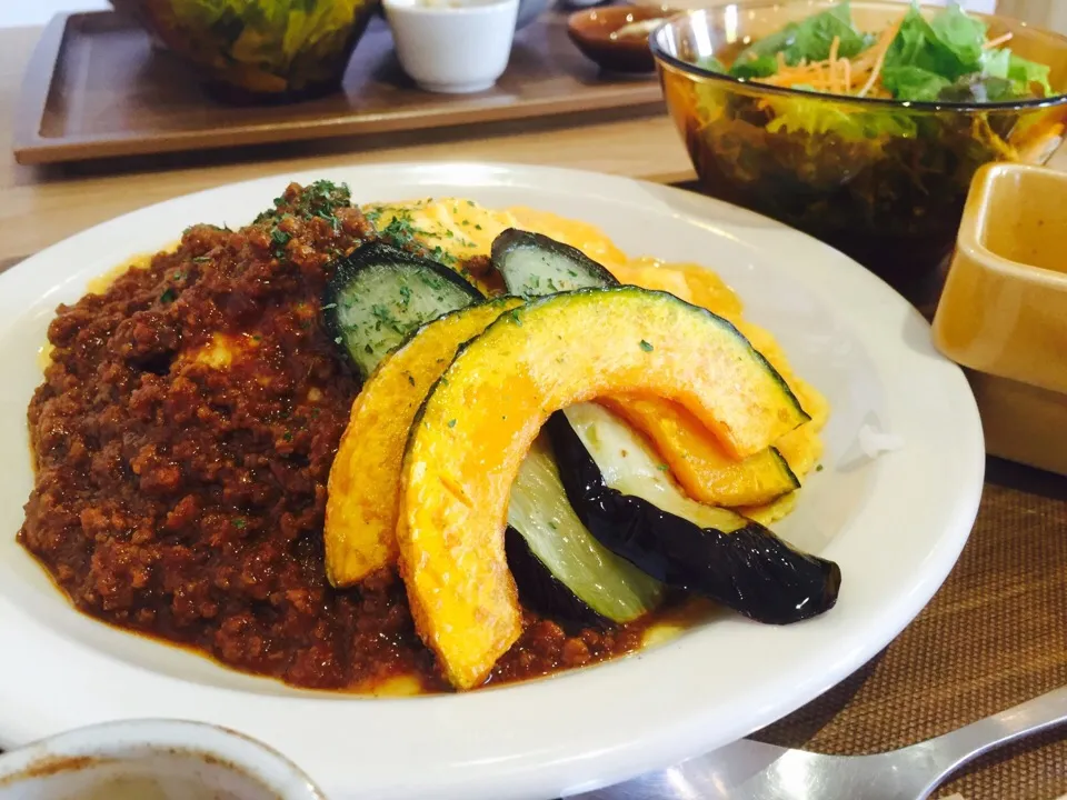 ぞうめしや 肉味噌カレーオムライス|さやかさん