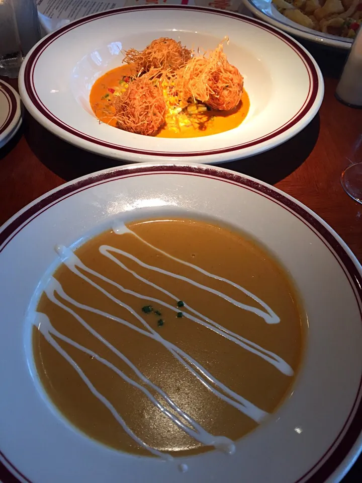 Lobster bisque & blue crab fritters|Amelia Wawu Gainesさん