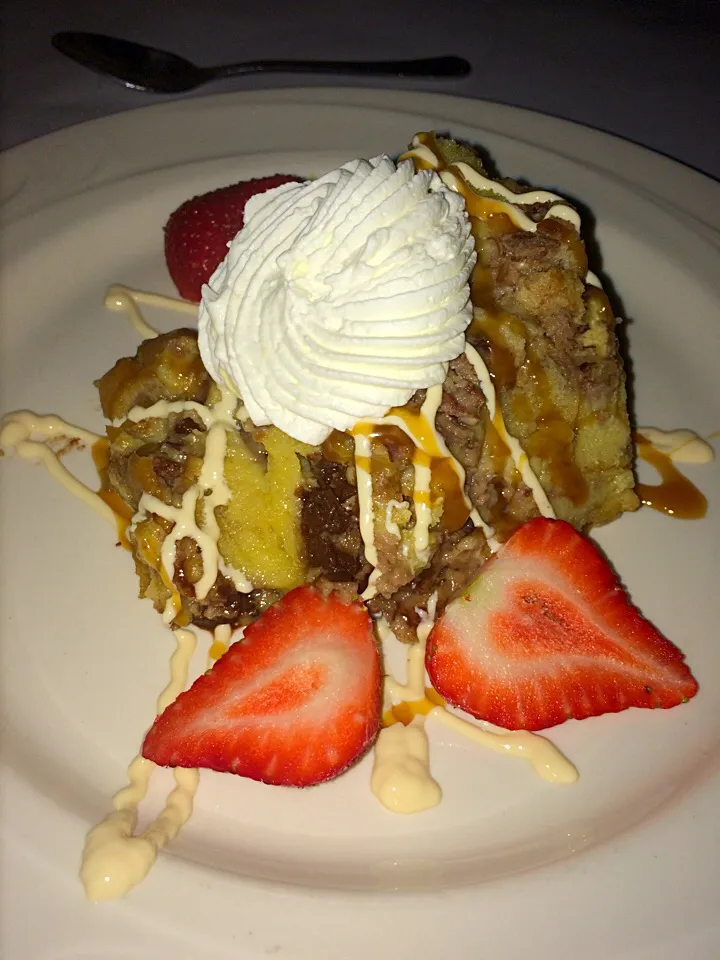 Chocolate chip bread pudding @ The Would, Highland, NY 10/01/16|Morcone Girlsさん