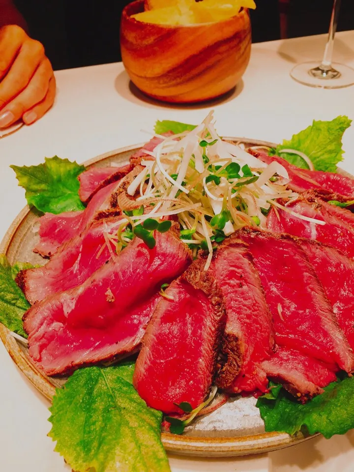 ローストビーフサラダ
Roasted beef with salad|hipboaさん