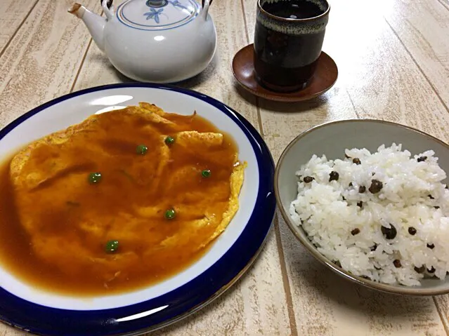 Snapdishの料理写真:今日の男飯(⌒-⌒; )秋の味覚のむかごごはんandかに玉♫|ひーちゃんさん