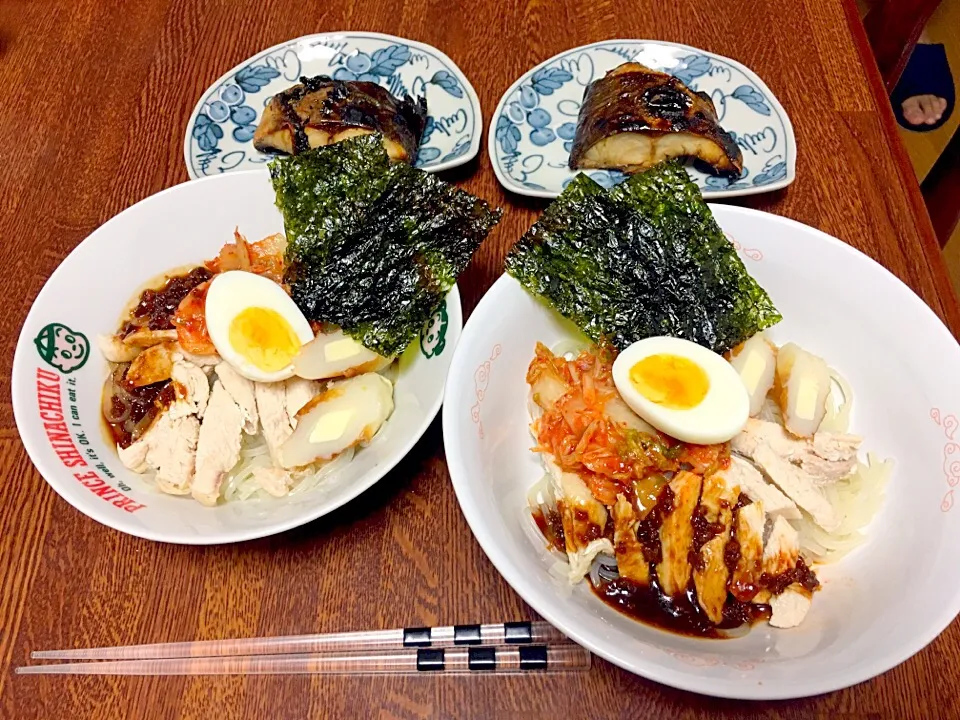 ビビン麺、ワラサの照り焼き🐟|おかんさん