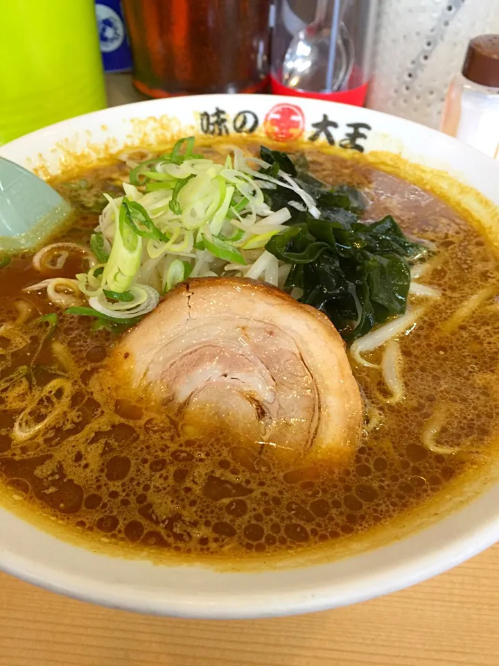 味の大王生粋 醤油カレー拉麺|BOOさん