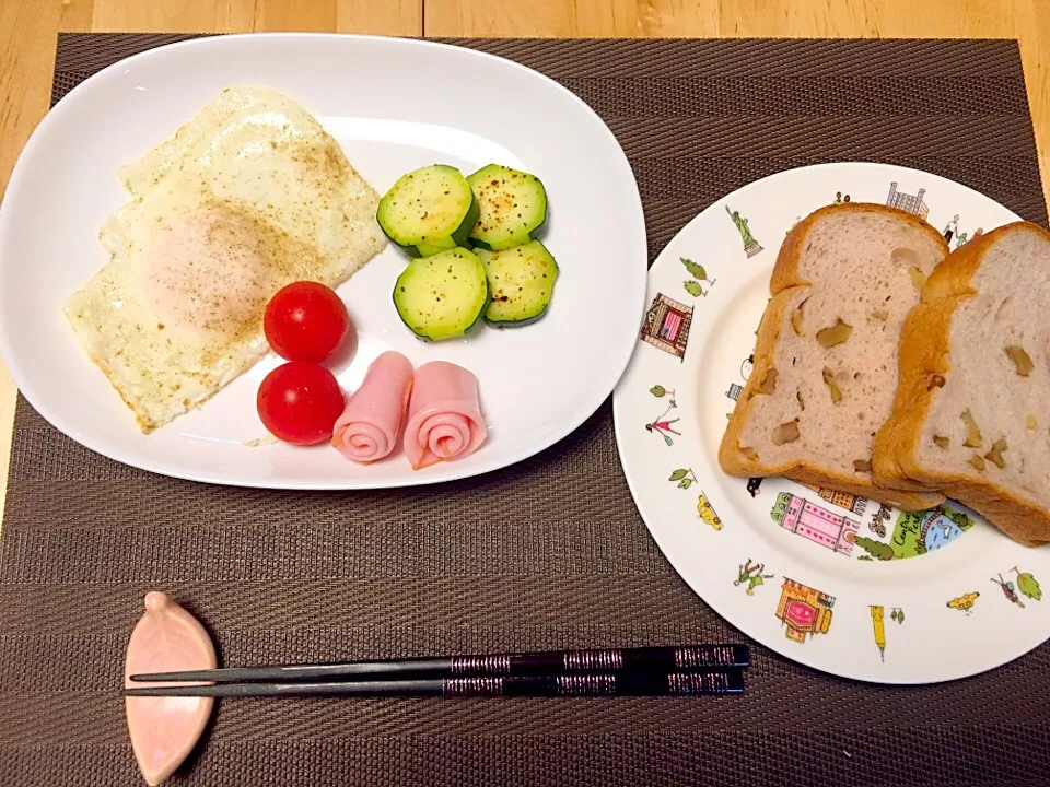 Snapdishの料理写真:１０月３日 朝ご飯|あきさん