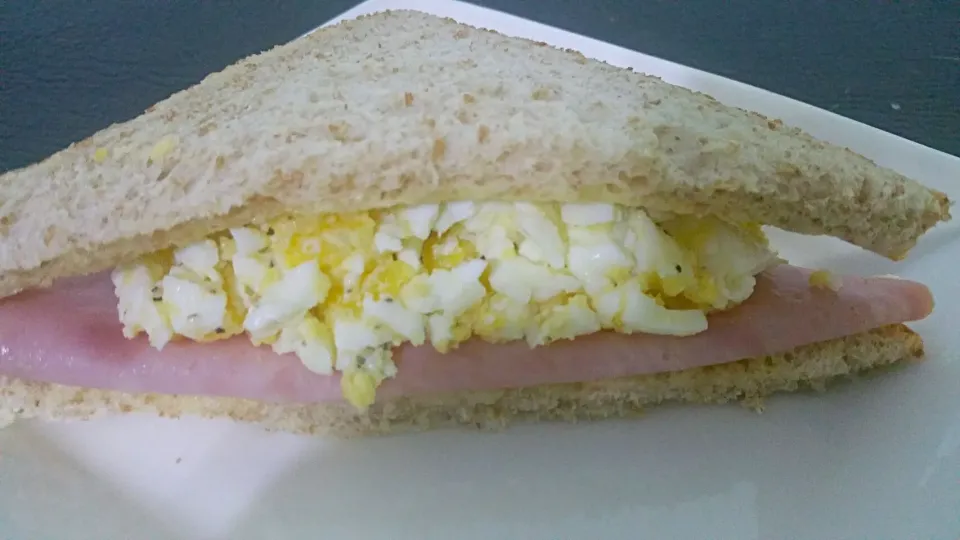 Wholemeal sandwich with shaved ham egg mayo|🌷lynnlicious🌷さん