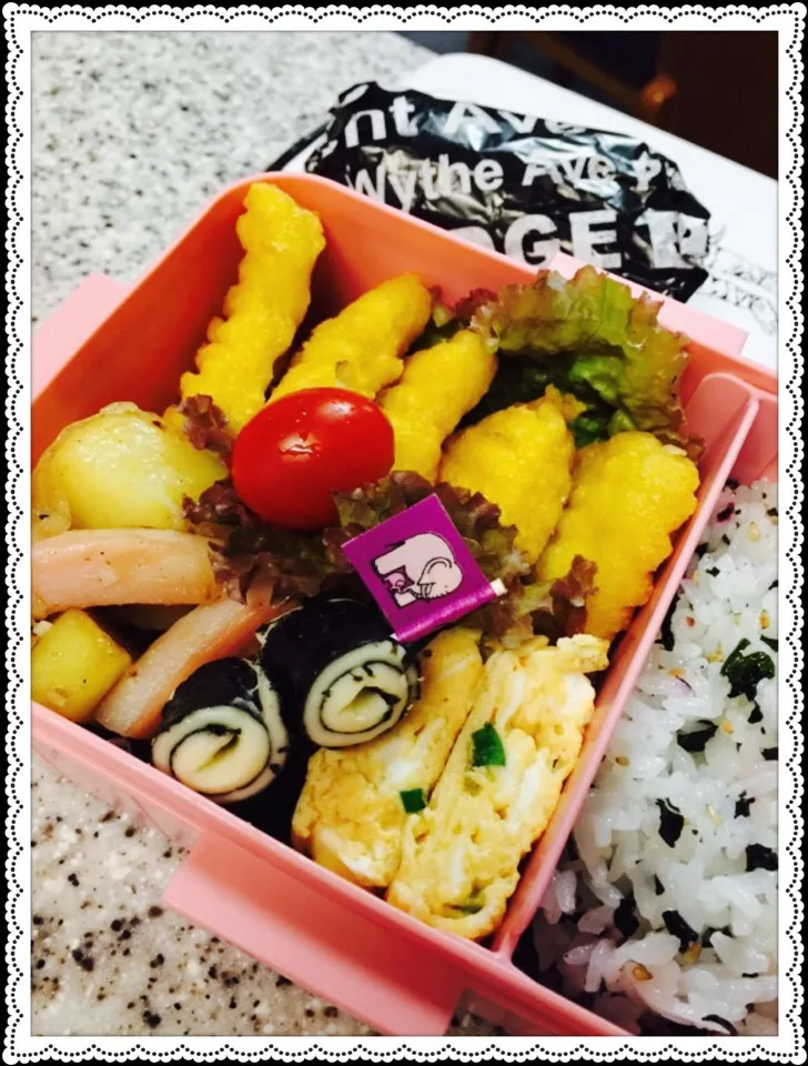 Snapdishの料理写真:今日の娘っちの お弁当|えみちさん