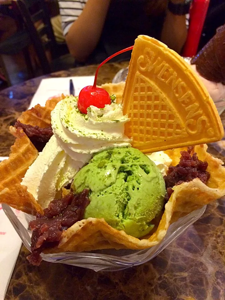 ไอศกรีมชาเขียว 抹茶アイス🍨@ร้าน Swensens ที่กรุงเทพ バンコク|akiさん