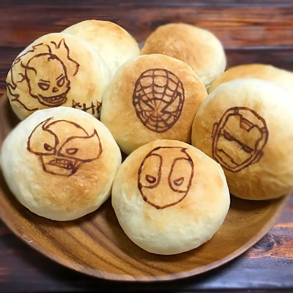 Snapdishの料理写真:マーベルキャラのパン(^^)|🌺🍍しぃちゃん(・ω・)🍍🌺さん