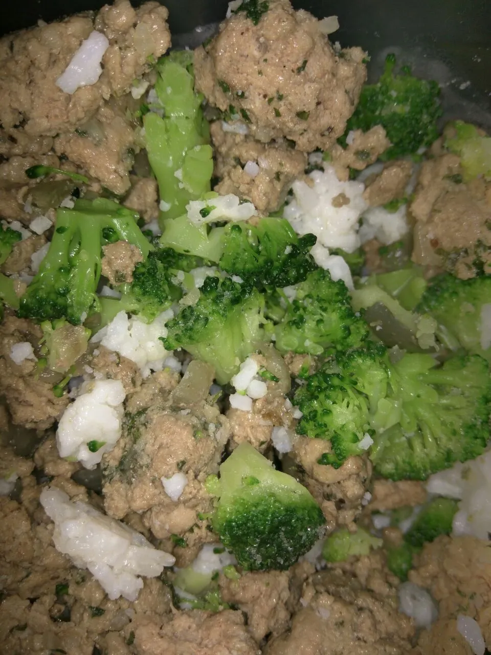 broccoli, ground turkey, 1/3 cup white rice|Rhonda Lawesさん