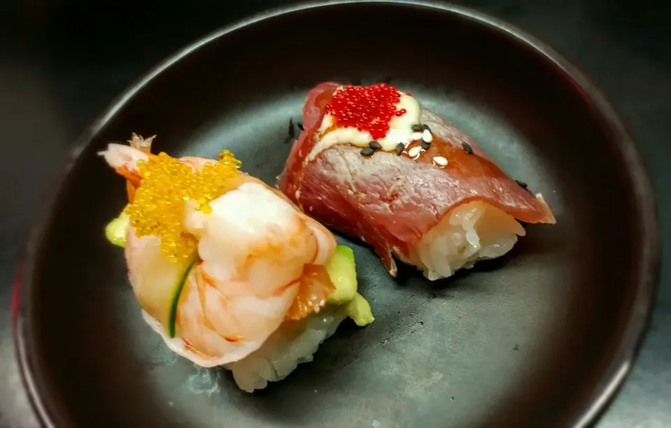 nigiri #sushi|Arturo Renowitzkyさん