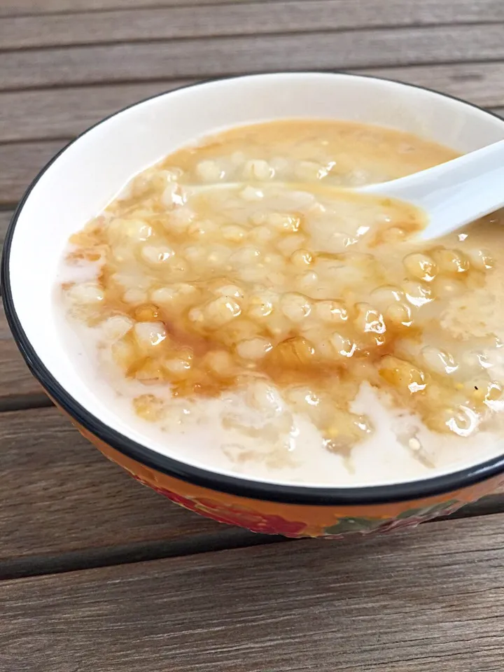 Bubur terigu - white wheat porridge, a popular dessert in Singapore|12Dragonさん