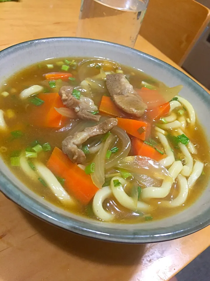 カレーうどん|沖縄「ピロピロ」ライフさん